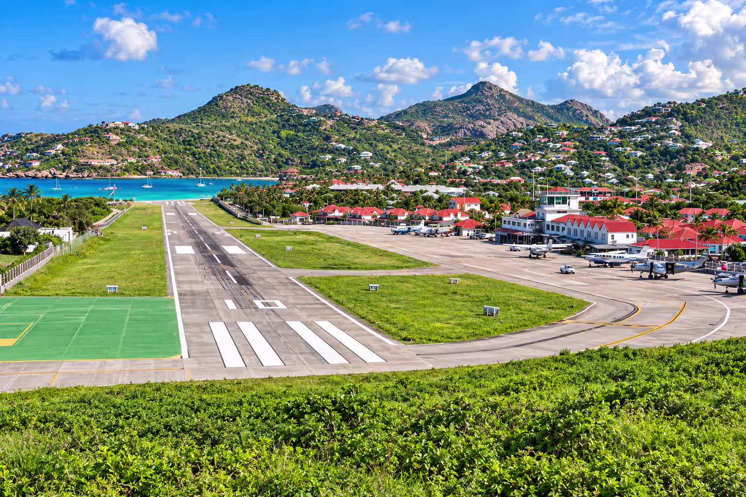 Aéroport Gustaf III, Saint-Barthélemy
